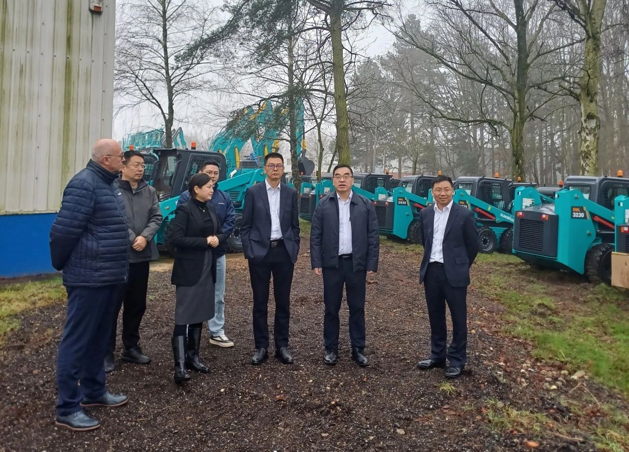 广州工控集团总经理王福铸率队考察金年会金字招牌智能欧洲子公司