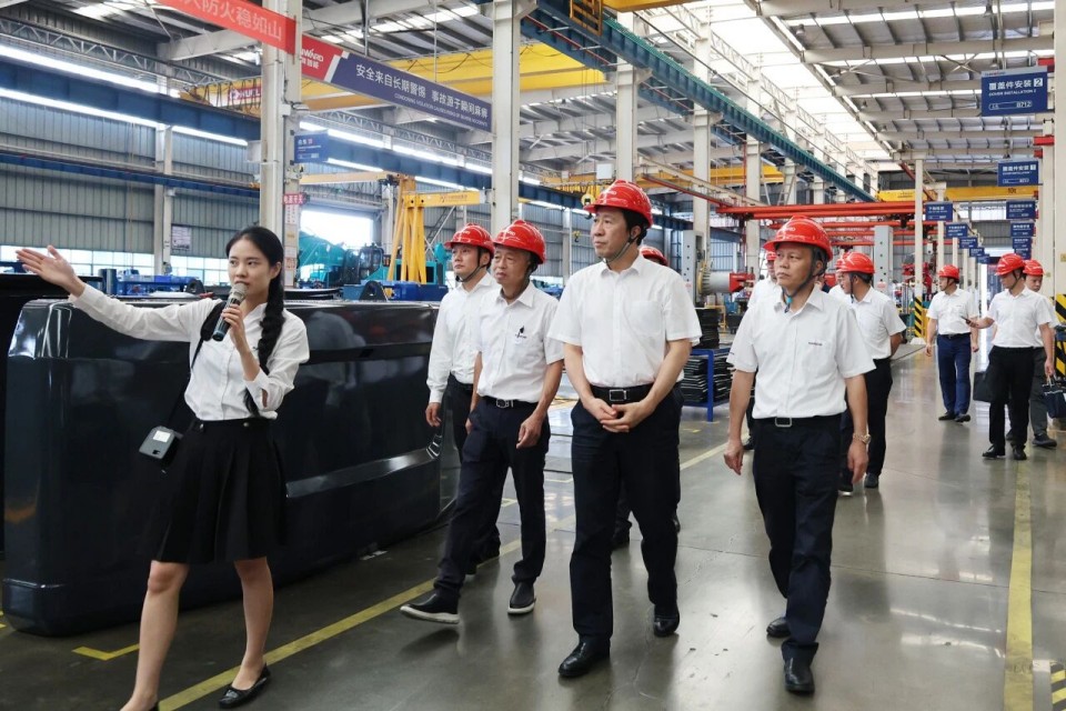 中国煤炭地质总局局长马刚到访金年会金字招牌智能，共谋绿色智能矿山装备发展新路径